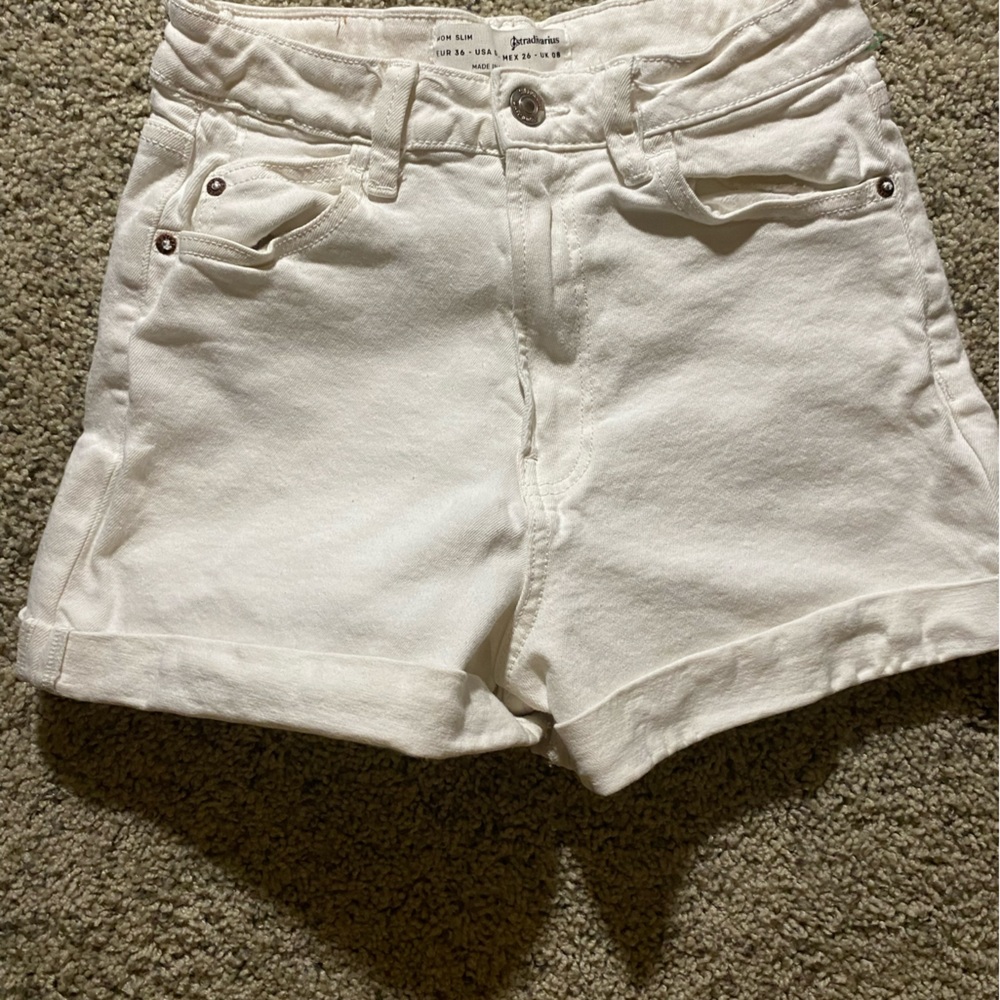 White Mom Jeans